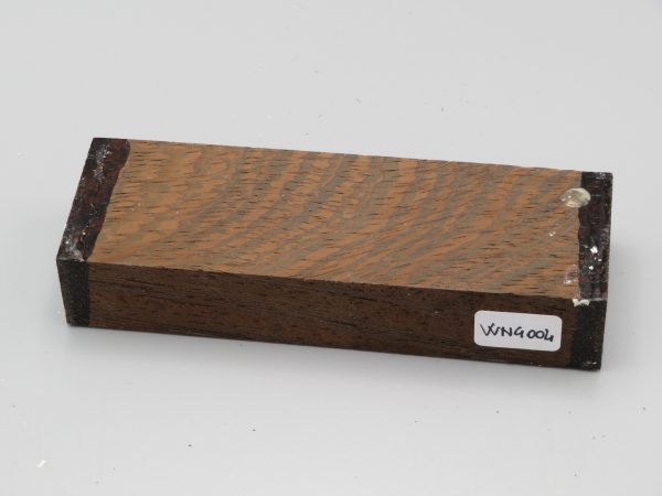Quadrotto in legno Wengè 120x38x23 mm.