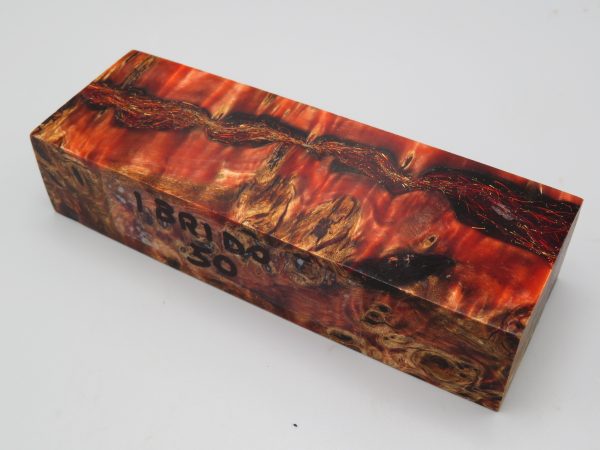 Blocchetto ibrido di resina e radica 120x40x25 mm.