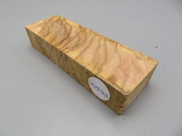 Quadrotto in legno Ulivo radicato 120x38x23 mm.
