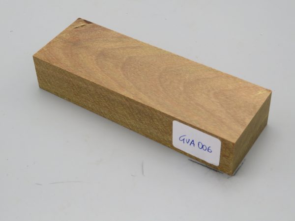 Quadrotto in legno Guaiaco 120x38x23 mm.