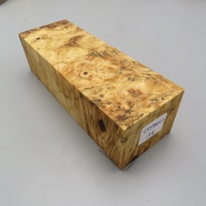 Blocchetto in radica di castagno stabilizzato 140x50x40 mm.