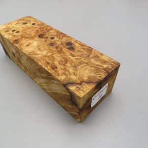 Blocchetto in radica di castagno stabilizzato 140x50x40 mm.