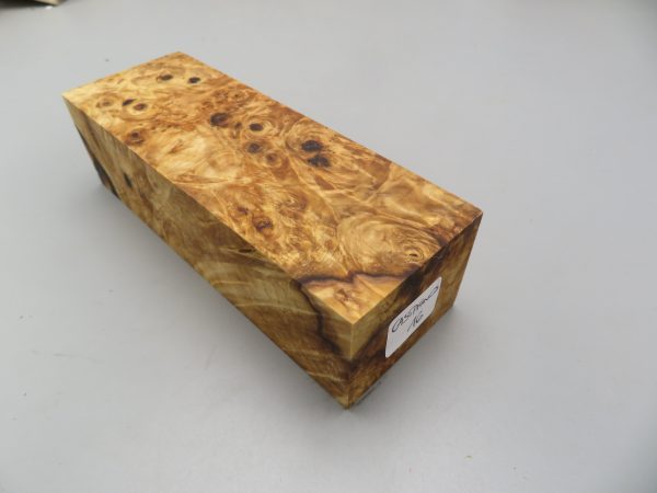 Blocchetto in radica di castagno stabilizzato 140x50x40 mm.