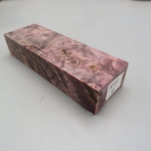 Blocchetto in radica di acero stabilizzato 125x42x26 mm.