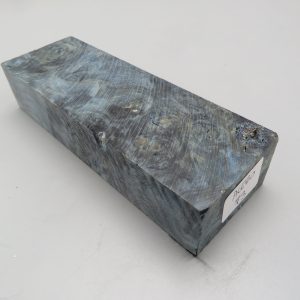 Blocchetto in radica di acero stabilizzato 125x42x26 mm.