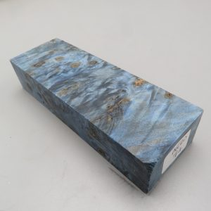 Blocchetto in radica di acero stabilizzato 125x42x26 mm.