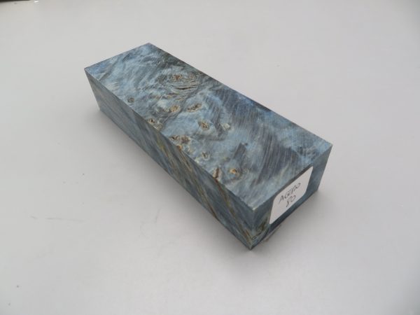 Blocchetto in radica di acero stabilizzato 125x42x26 mm.