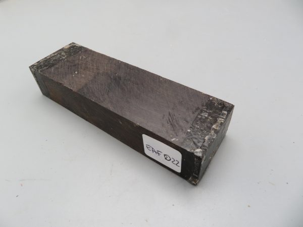 Quadrotto in legno Ebano Africa 120x38x23 mm.