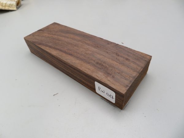 Quadrotto in legno Palissandro India 150x50x24 mm.