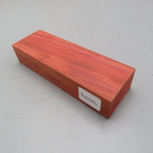 Quadrotto in legno Redheart 120x38x23 mm.