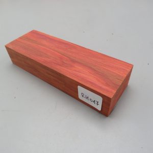 Quadrotto in legno Redheart 120x38x23 mm.