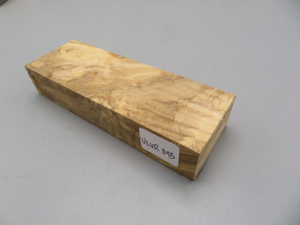 Quadrotto in legno Ulivo radicato 120x38x23 mm.