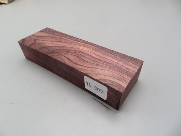 Quadrotto in legno Violetta 120x38x23 mm.