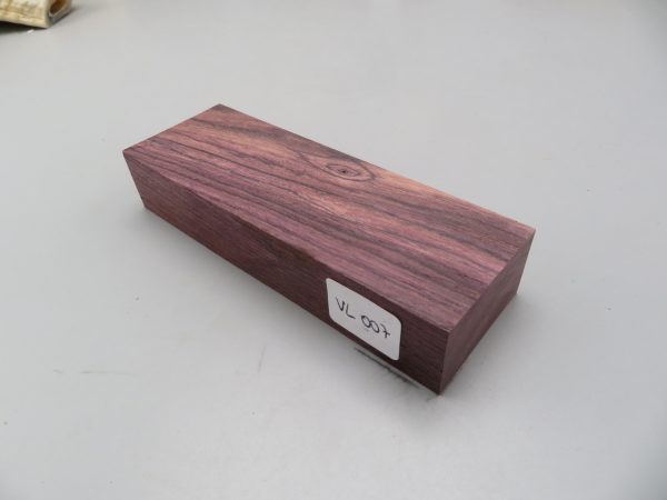 Quadrotto in legno Violetta 120x38x23 mm.