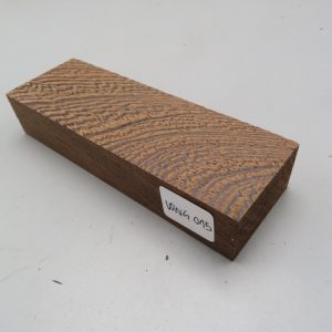 Quadrotto in legno Wengè 120x38x23 mm.