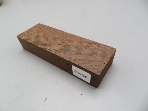 Quadrotto in legno Wengè 120x38x23 mm.